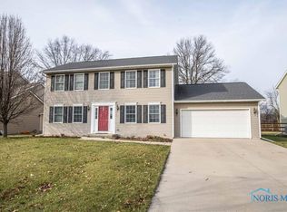 710 W Ironwood Dr, Rossford, OH 43460