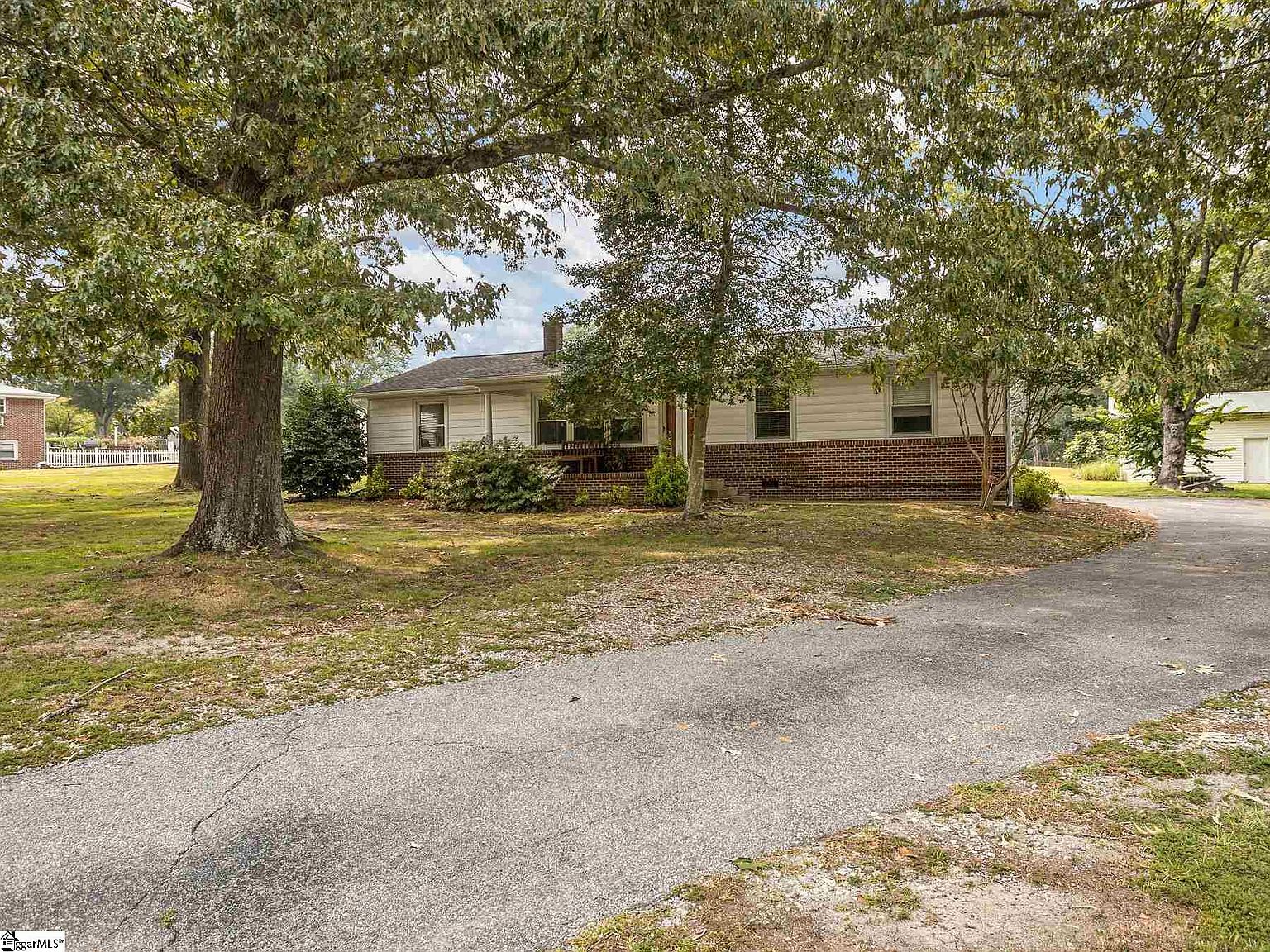 1703 E Lee Rd, Taylors, SC 29687 Zillow
