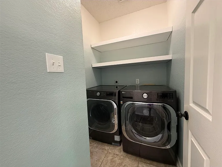 10700 Jackson Ln — Photo 9