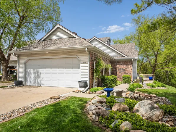 6809 Sharon Dr, Urbandale, IA 50322