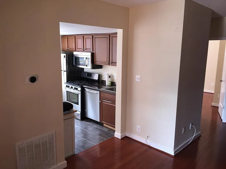1530 Church St NW #2 — Photo 10