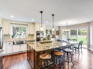 7197 Cambridge Rd, Shakopee, MN 55379