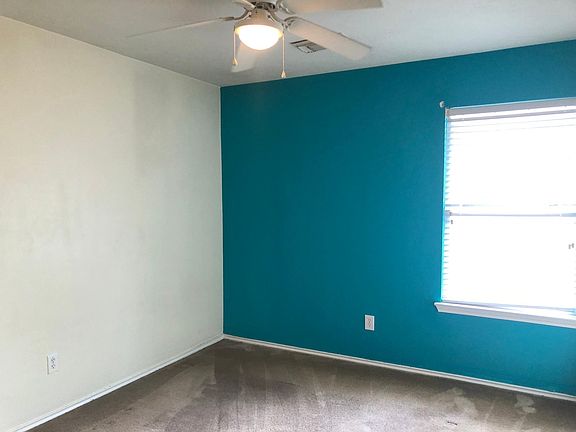 3rd image of 17817 Seco Creek Ln