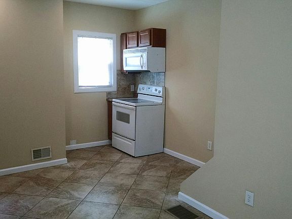 5th image of 3931 Pattison Ave