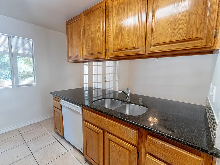 7325 Layton St — Photo 7