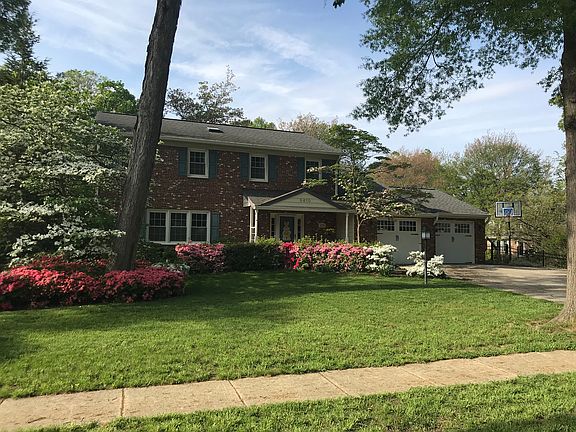 2nd image of 5410 Thetford Pl