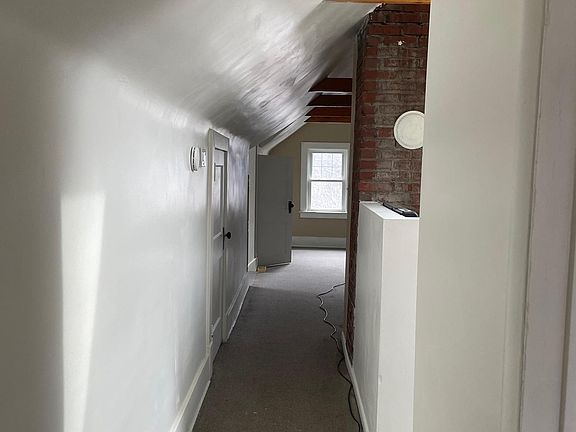 4th image of 949 Dopler St APT 3