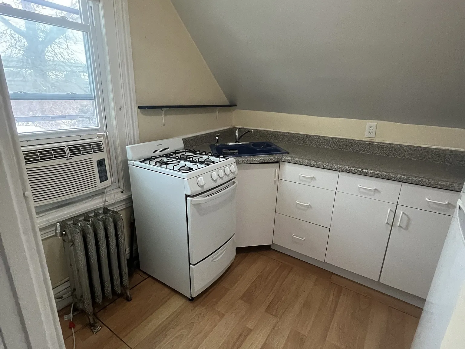 3670 Indian Queen Lane - D — Photo 2