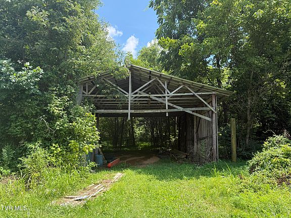 2nd image of 0 Old Mine Rd