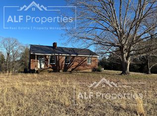 3060 Kelly Rd, Henderson, NC 27537