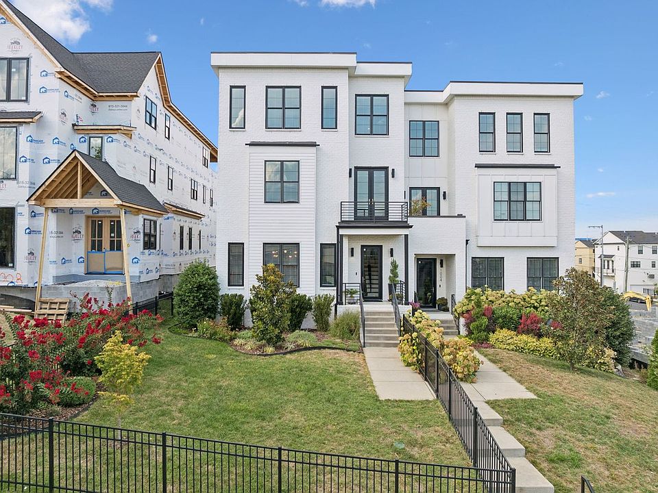 1st image of 1006 Argyle Ave