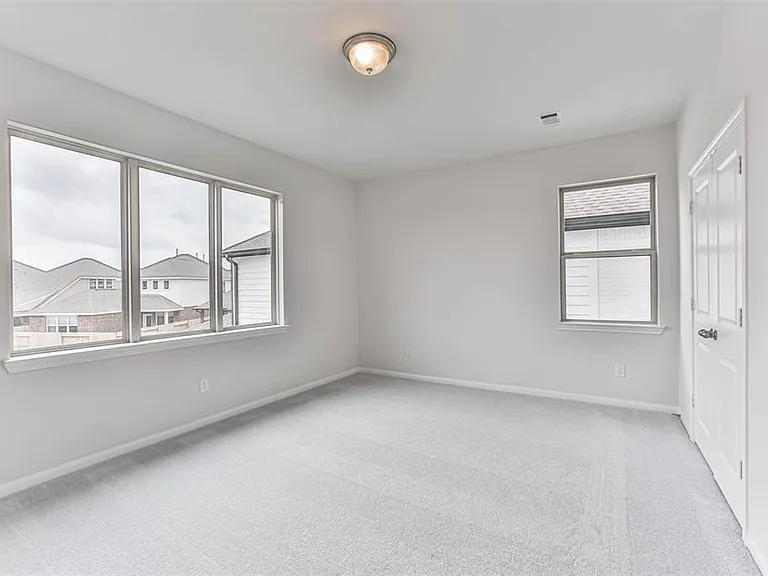 704 Ocean Palms Dr — Photo 21