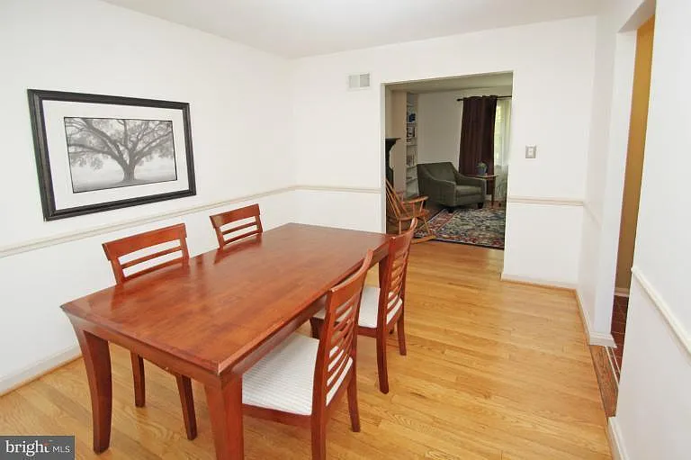 2107 Westview Ter — Photo 5