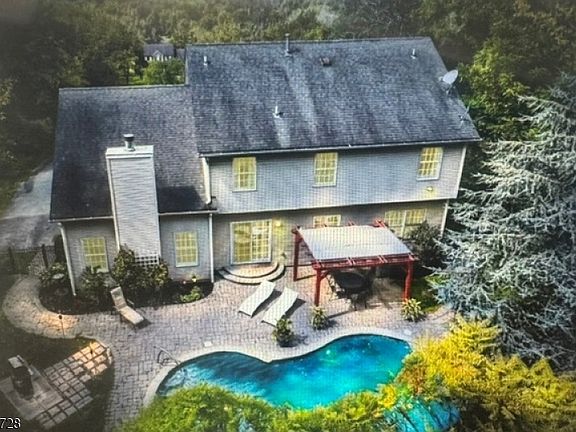 5th image of 332 Lake Wallkill Rd
