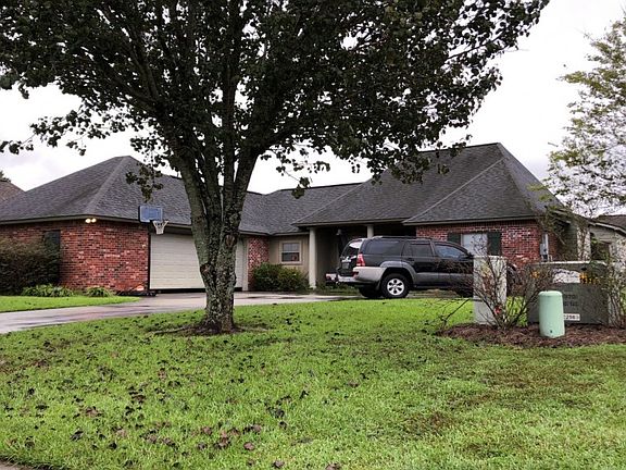 3rd image of 13066 Dutchtown Lakes Dr