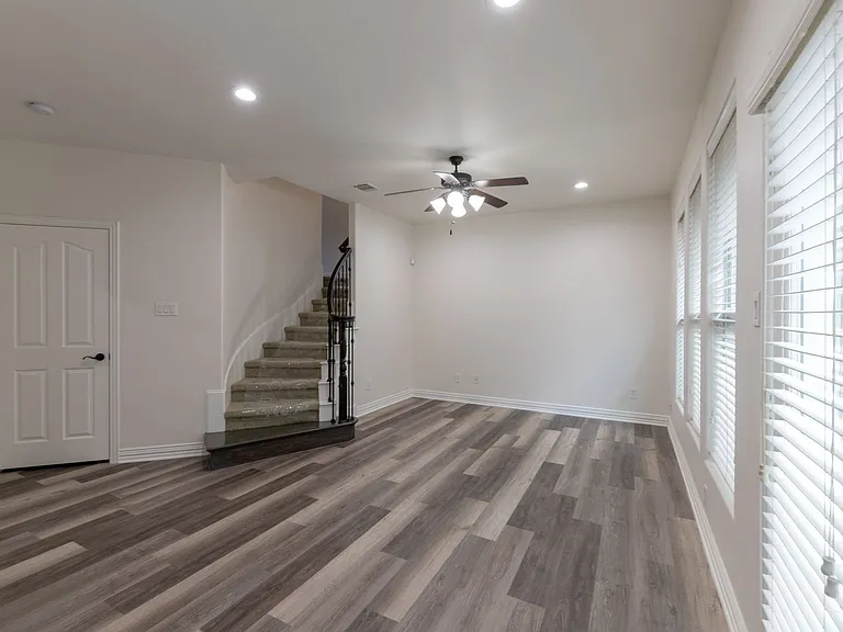 2645 Villa Di Lago Dr #4 — Photo 6