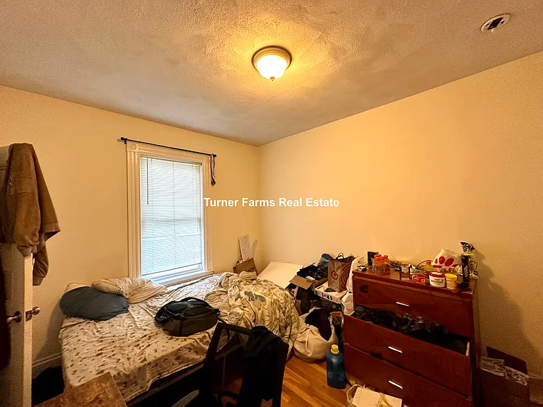 72 Roseclair St #2R — Photo 31