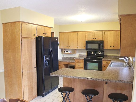 4th image of 1105 Woodring Dr