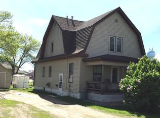 215 5th St, Whittemore, IA 50598