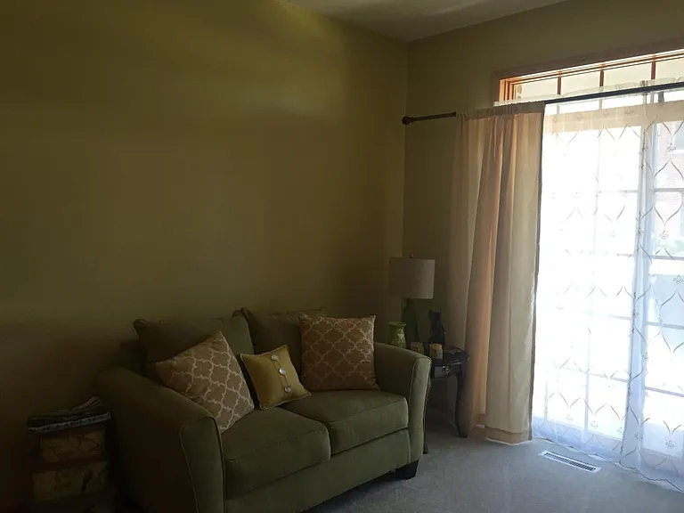 Bed room