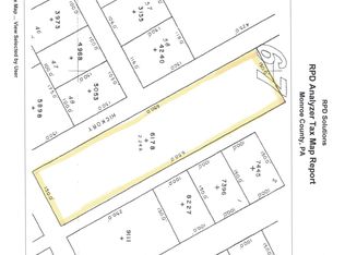 Hickory St, Mount Pocono, PA 18344