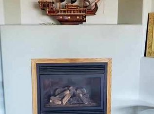 4117 Westlake Village Dr, Winnebago, IL 61088