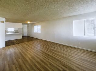 349 W China Grade Loop #B, Bakersfield, CA 93308