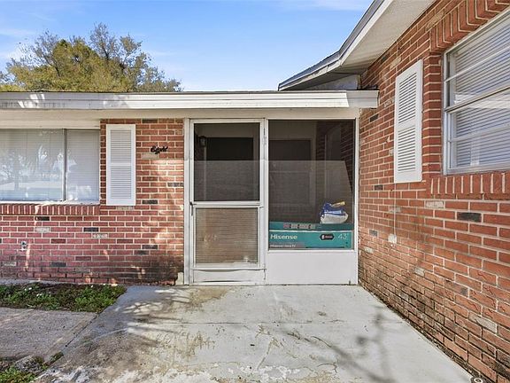 4th image of 8 S Shell Rd