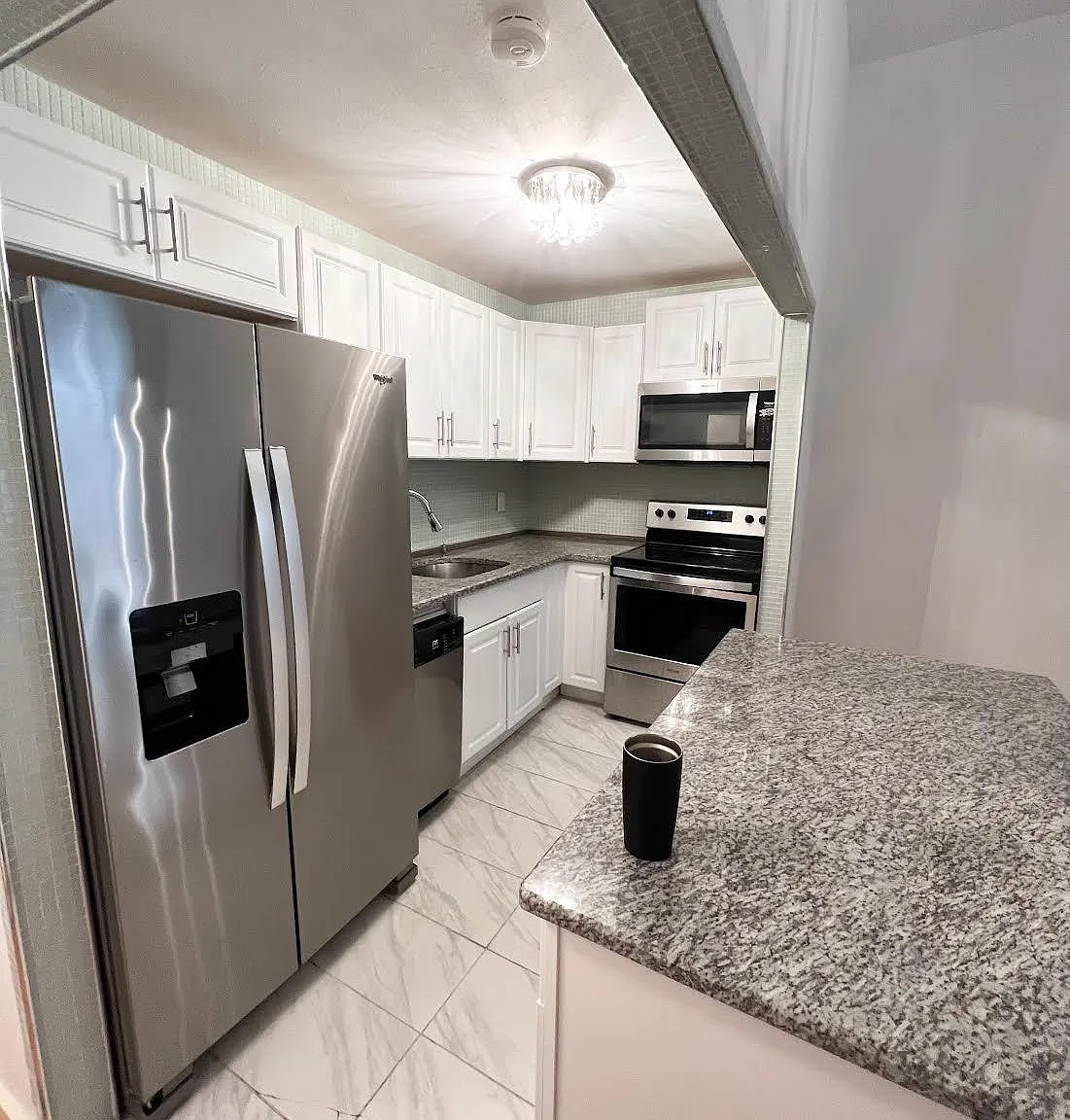 1 bed, 1000 sqft, $1,600 — Photo 4
