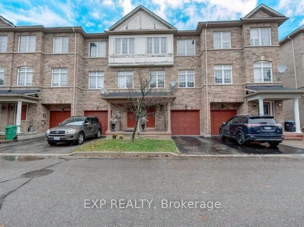 7035 Rexwood Rd #13, Mississauga, ON L4T 4M8
