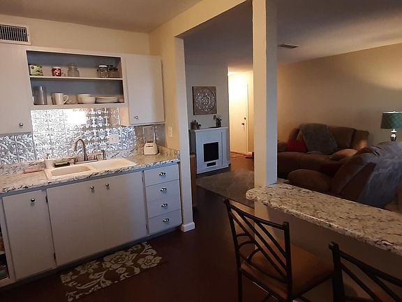 3rd image of 2532 W Berridge Ln #E203