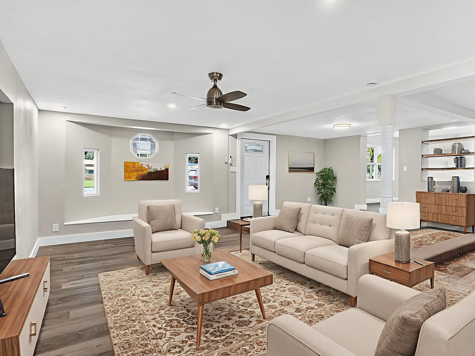 37 Seminole Ct — Photo 1