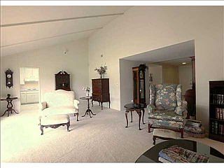 4th image of 6432 Farley Dr