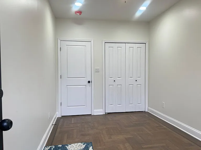 174 E 54th St #1A — Photo 10