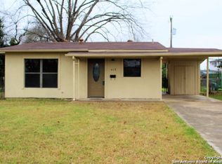 418 E Hutchins Pl, San Antonio, TX 78221