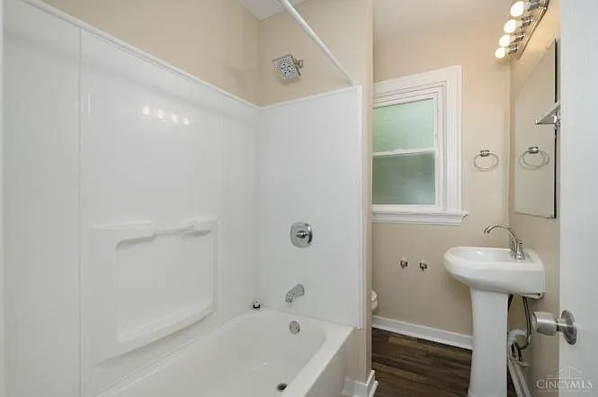 3762 Vine St #3 — Photo 6