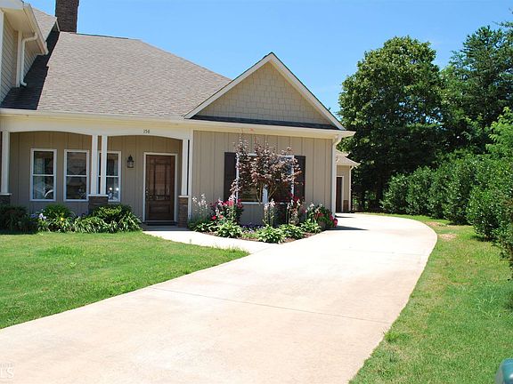 2nd image of 158 Village Dr