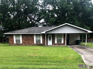 1011 Bruce Dr, Denham Springs, LA 70726