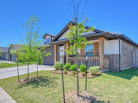2nd image of 3628 Alta Vista Dr
