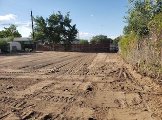 2423 Zickert Rd NW, Albuquerque, NM 87104