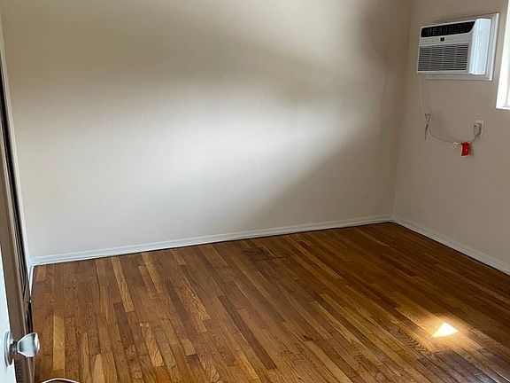 5th image of 601 Meridian Ave APT U