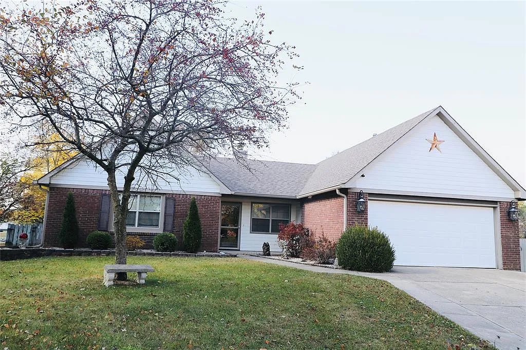 715 Leatherwood Dr photo 1