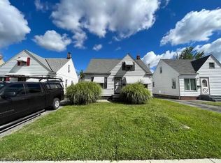 19517 Beverly Ave, Maple Heights, OH