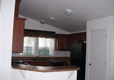 4th image of 1201 W Thornton Pkwy Lot 385