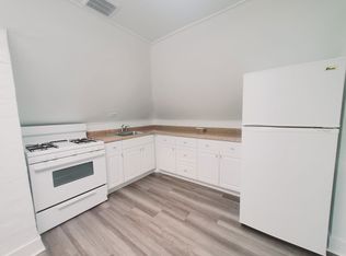 76 Lindale St APT 3, Stamford, CT 06902