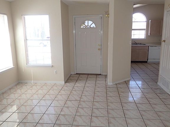 3rd image of 12138 Yvonne Richardson Ave