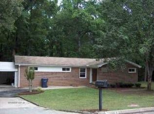 8 Cherokee Ct, Simpsonville, SC 29680