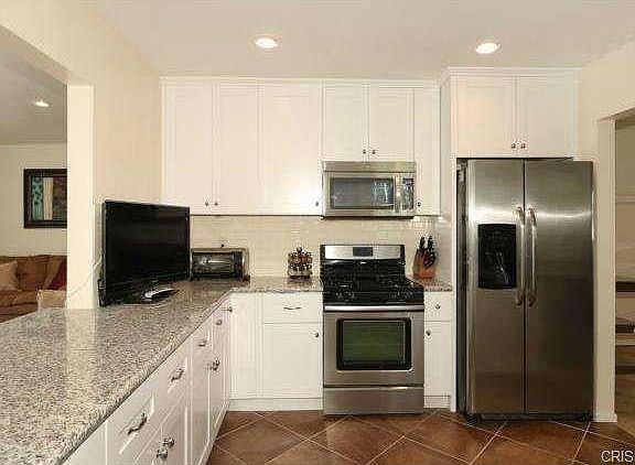 4th image of 17611 Lemay St
