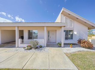 105 Carswell Cir #6, Sun City Center, FL 33573