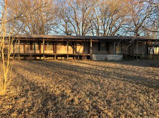 107 N T 200 St, Stigler, OK 74462